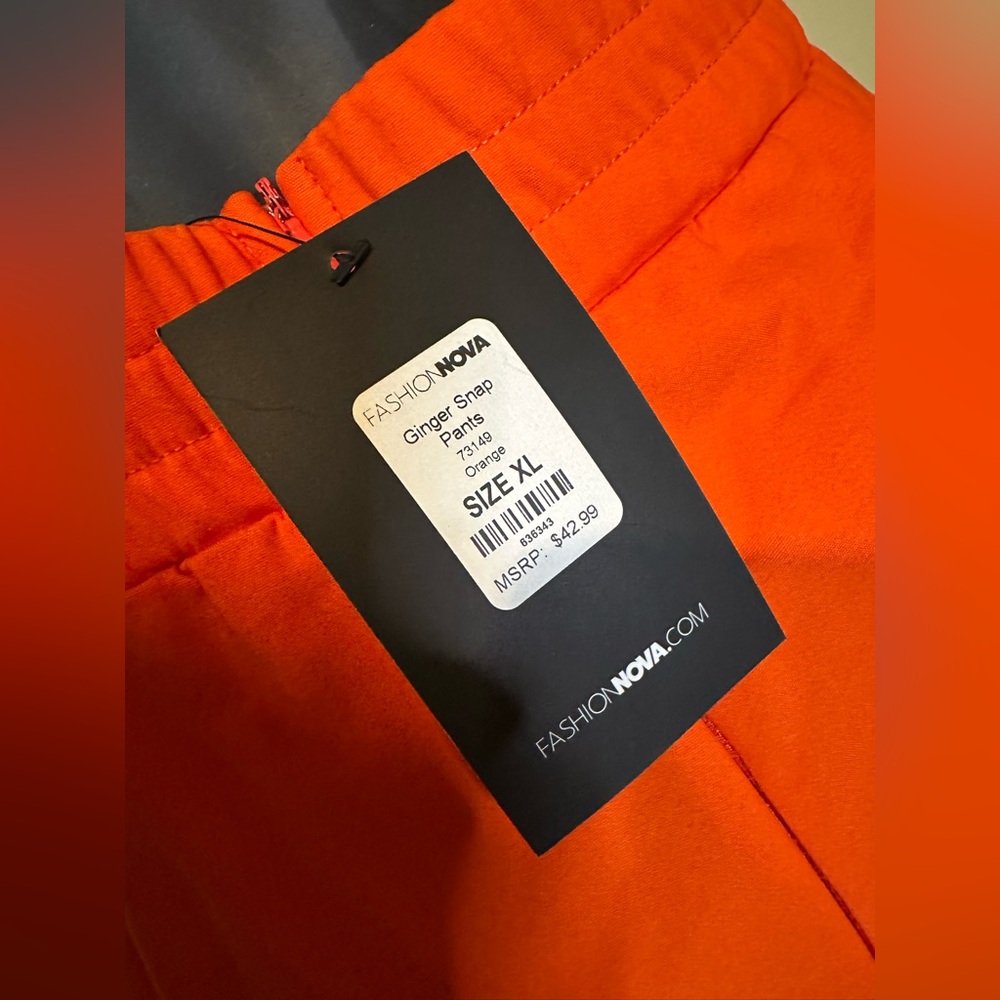 Fashion Nova Ginger Snap Orange Pants - Picture 4 of 4